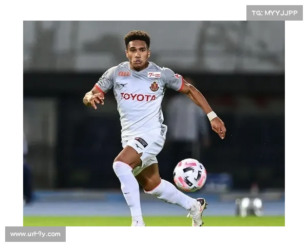 矶岛祥藏地面猛攻强势TKO维尼亚日本新秀首秀震撼国际赛场